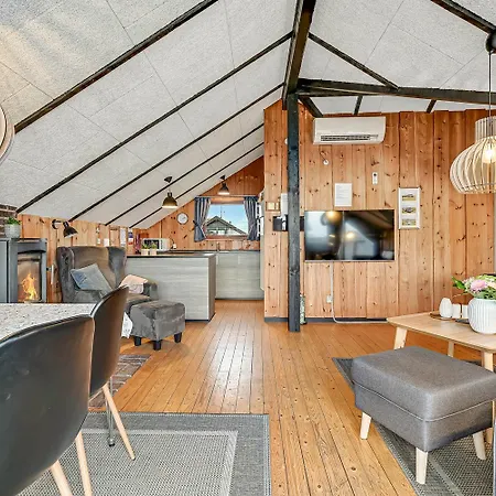 Fully Renovated - Cosy Home-sj681 Harboør